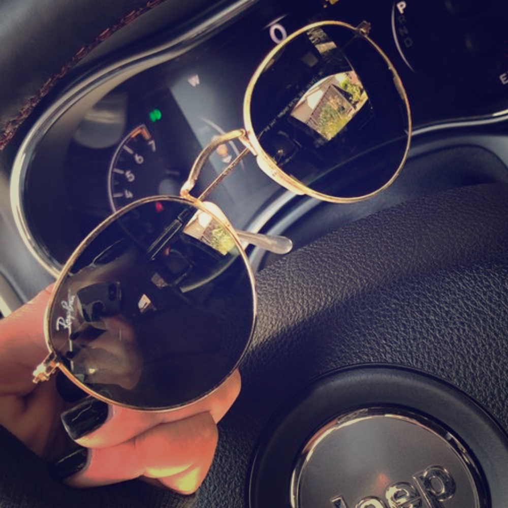 Round Ray-Bans